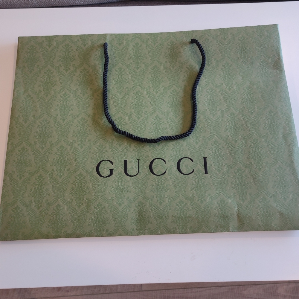 Authentic GUCCI Large Green Shopping Gift Bag
